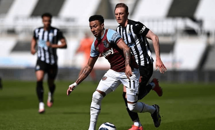 九游游戏-转折点西汉姆门线救险；法国杯集结日攻防权衡；球迷炸锅；临场指挥获称赞(老鹰捕猎失误视频集锦)